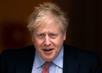 Johnson: Obligar a Ucrania a aceptar mal acuerdo de paz sería ‘repugnante’