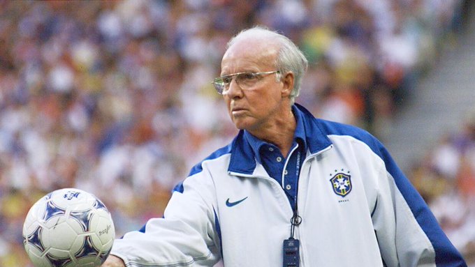 El legendario DT Zagallo es internado en Brasil por infección respiratoria