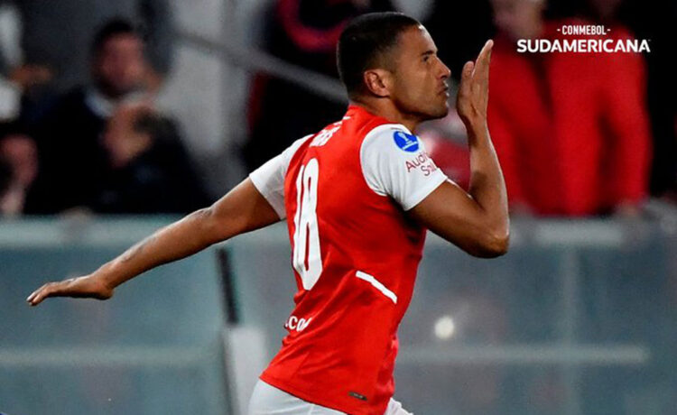 Independiente goleó 4-0 a La Guaira y sigue vivo en la Copa Sudamericana