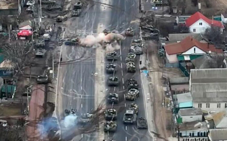 Los tanques rusos a las puertas de Kiev tras negociación sin resultados