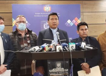El MAS, Creemos y CC acuerdan aprobar reglamento para elegir al Defensor del Pueblo