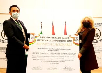 La CNS certifica a dos instituciones que vacunaron al 100% de su personal
