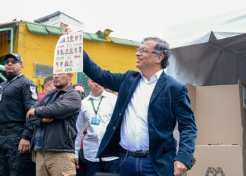 Colombia votó por presidente inclinada por primera vez a la izquierda