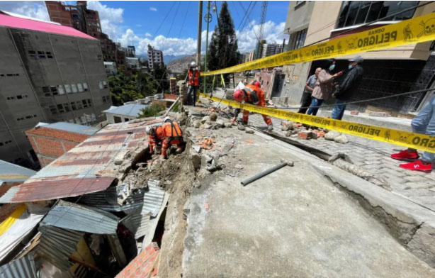 Una niña resulta herida en La Paz por la caída de muro debido a la humedad