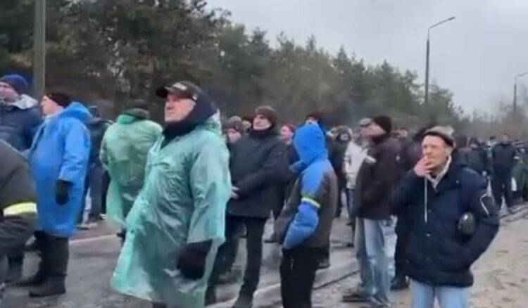Unos 35.000 civiles son evacuados de ciudades ucranianas