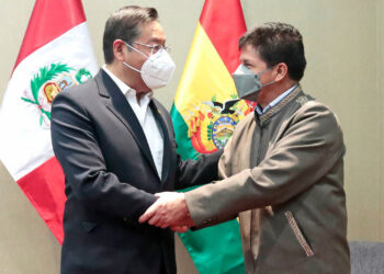 Arce y Castillo acuerdan conversaciones mensuales para impulsar cumplimiento de acuerdos