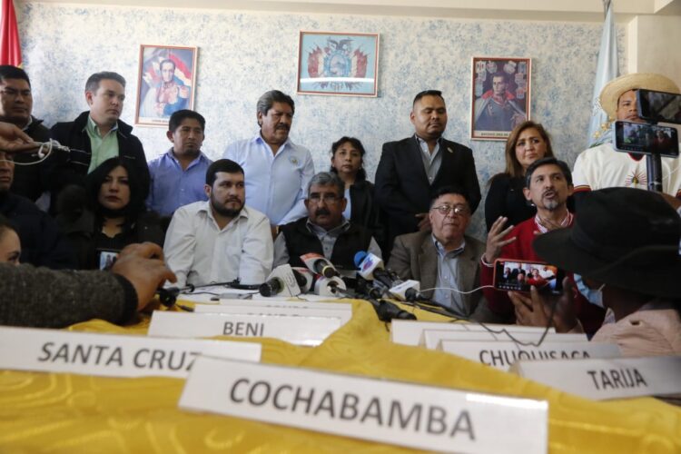 Cívicos piden que el Censo sea en el primer semestre de 2023 y piden eliminar el DS 4760