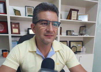 Diputado Ribera renuncia a Creemos denunciando ‘desaires y mentiras’ en el partido de Camacho