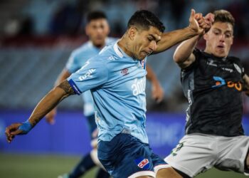 Suárez alarga su racha goleadora en el 3-1 de Nacional ante Plaza Colonia por la liga uruguaya