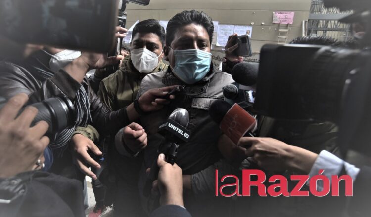 El gobernador Quispe pasará la noche y permanecerá en celdas policiales hasta su cautelar