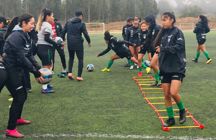 Soliz: ‘Hay intereses personales en el fútbol femenino’