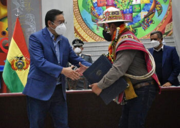 En Bolivia 30 lenguas indígenas están en peligro de extinción, Arce lanza desafío de ‘devolver los idiomas’