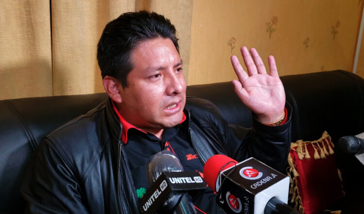Asambleísta pedirá detención preventiva para Santos Quispe por ‘incumplir’ detención domiciliaria