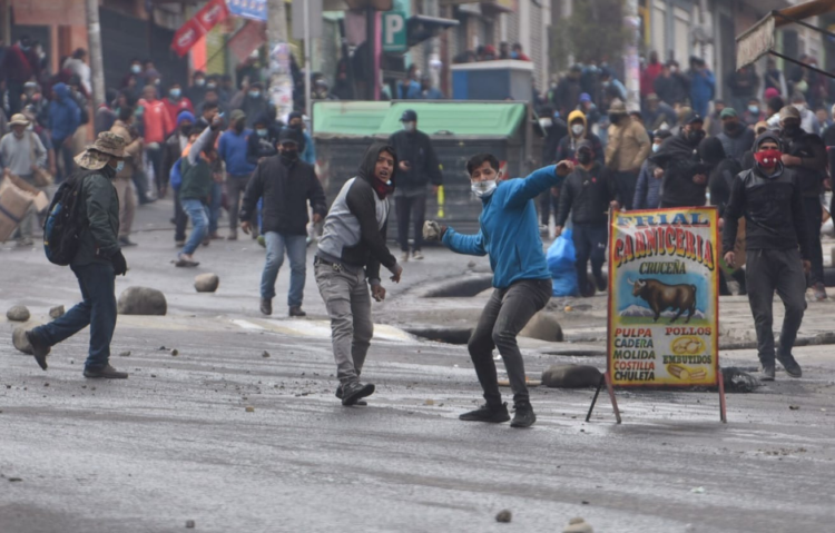 Adepcoca culpa al Gobierno de los conflictos y justifica el uso de explosivos