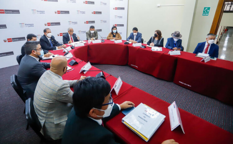 Gobierno de Perú propone castración química para violadores de menores