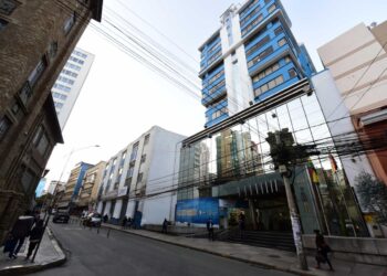 Fiscalía acusa formalmente al exgerente de Entel por presunto desvío de $us 389.000 en 2020