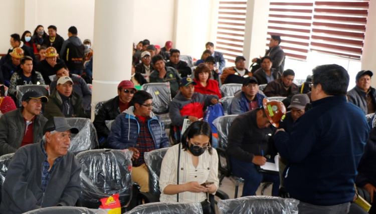 Gestora y maestros rurales acuerdan socializar el funcionamiento de la nueva administradora