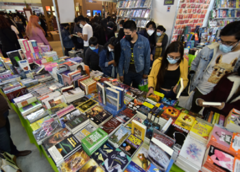 Expositores en la Feria Internacional del Libro. Foto: Archivo La Razón.