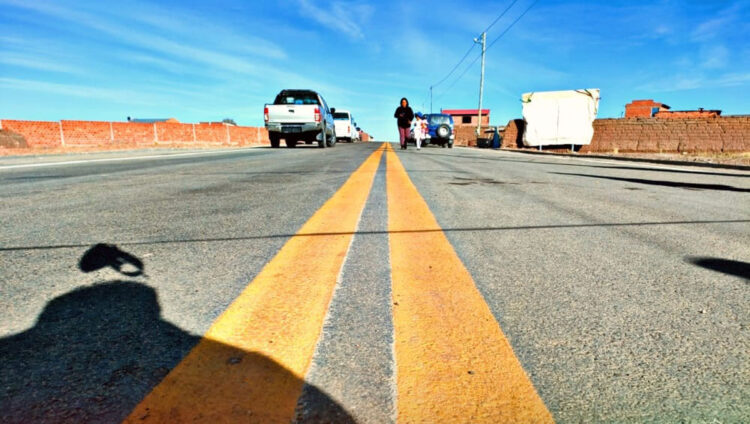 Integrarán al país con cinco nuevas carreteras y cuatro puentes en el departamento de La Paz