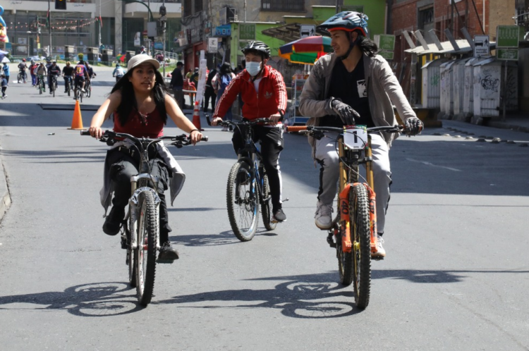 Con una ‘bicicleteada’ y actividades barriales, La Paz se prepara para el Día del Peatón