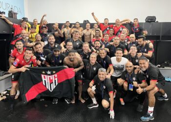 Goianiense de Brasil pasa a semis y deja a Luis Suárez sin Sudamericana