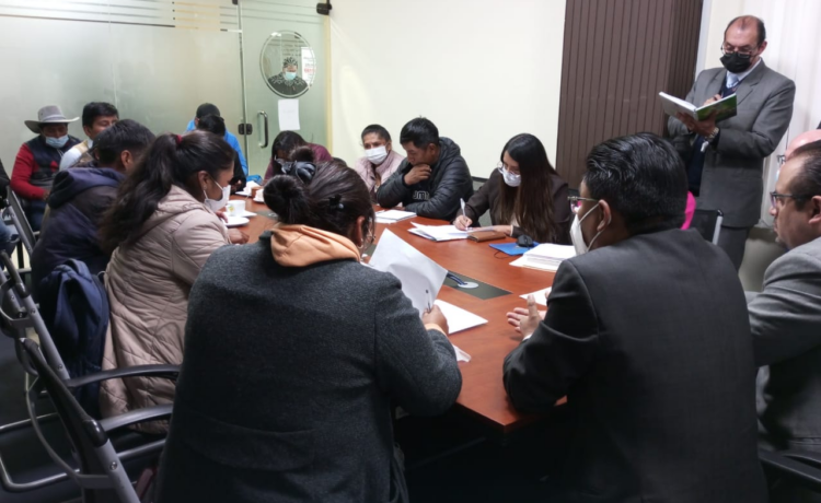 Víctimas de 2019-2020 y ministro Lima empiezan diálogo