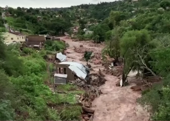 Fuertes lluvias e inundaciones golpean de nuevo a Sudáfrica