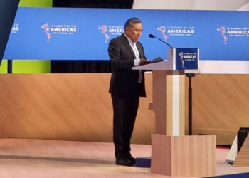 Mayta en la Cumbre de las Américas: ‘No estamos obligados a permanecer’ donde no hay apoyo