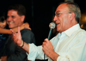 Muere ‘Chacho’ Arraya, el ‘hombre orquesta’   de la comunicación