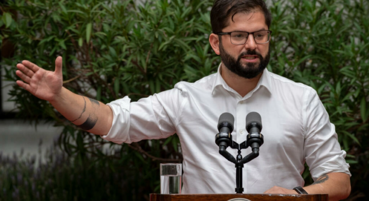 Gobierno de Chile hace autocrítica tras primer mes: ‘podemos hacerlo mucho mejor’