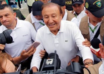 Hernández reconoce su derrota ante Petro en balotaje presidencial de Colombia