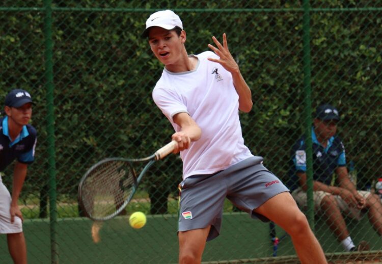 Prado gana y pasa de fase en dobles del Wimbledon Junior