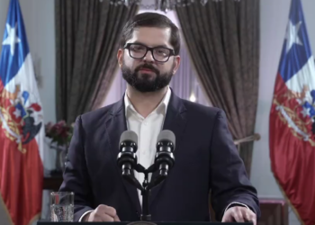 Boric se compromete a impulsar rápidamente nuevo proceso constituyente en Chile