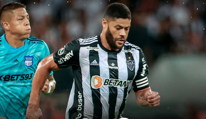 Mineiro sufre pero clasifica a cuartos de Libertadores al vencer 1-0 a Emelec
