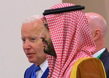 Encuentro de Biden con príncipe saudí empañó su imagen de defensor de derechos humanos