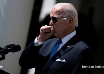 Biden da nuevamente positivo a COVID-19 y vuelve a aislarse, dice la Casa Blanca