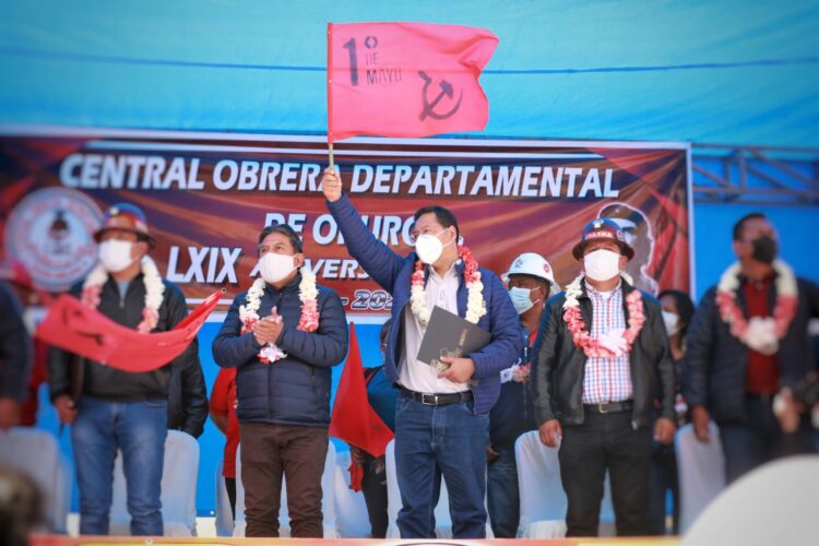 Conozca los cuatro decretos que puso en vigencia Arce en el Día del Trabajador