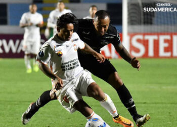 Ayacucho y Wilstermann igualan sin goles por la Sudamericana
