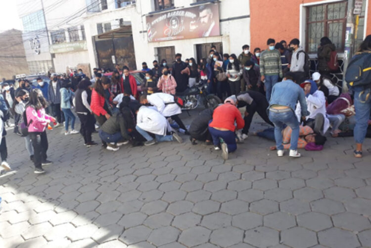 Gobernación de Potosí declara 10 días de duelo por la muerte de universitarias y exige dar con responsables