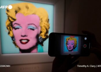 Un retrato de Marilyn Monroe realizado por Warhol vendido por $us 195 millones marca nuevo récord