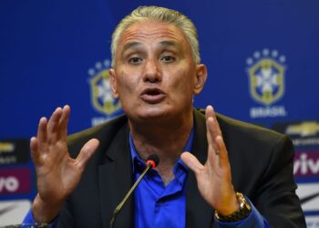 Tite pide perdón a Bolivia por considerar inhumana la altura de La Paz