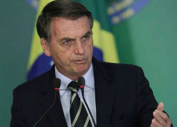 Bolsonaro cambia al ministro de Energía tras nuevos aumentos de combustibles