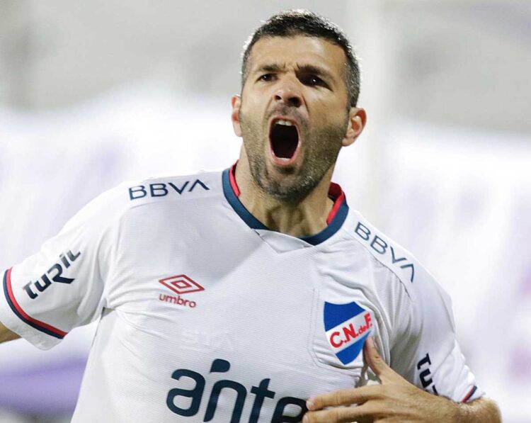 El uruguayo Nacional y Vélez se juegan su futuro en la Copa Libertadores