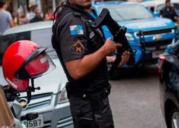 Al menos 11 muertos en operación policial en una favela de Rio de Janeiro