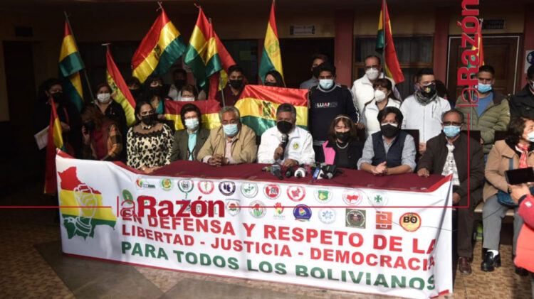 Médicos aplazan para jueves marcha en demanda de una justicia ‘sin presiones’