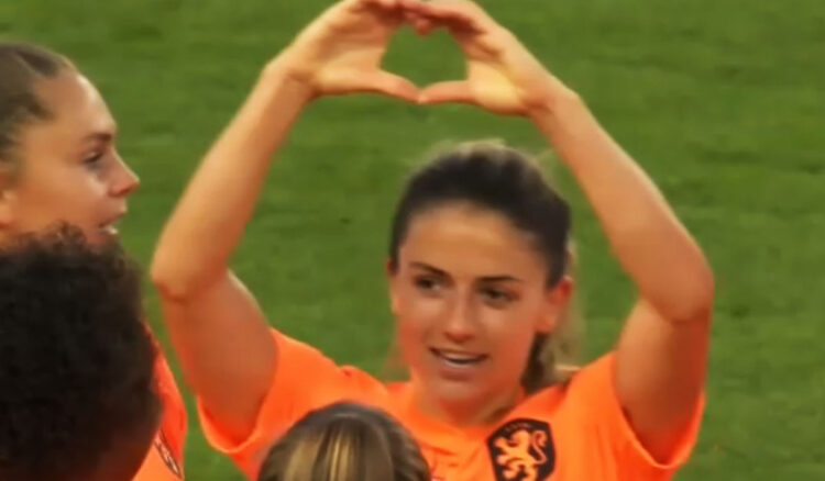 Holanda gana 3-2 a Portugal y lidera su grupo en la Eurocopa femenina
