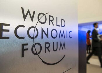 El foro económico mundial de Davos suspende sus relaciones con Rusia