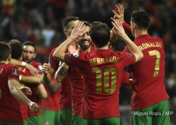 Portugal vence 3-1 a Turquía y se jugará el billete mundialista contra Macedonia del Norte