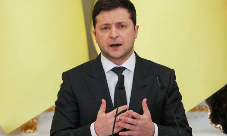 Zelenski sostiene que Rusia está tratando de retrasar su fracaso en la guerra