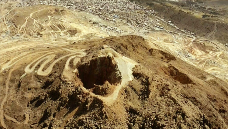 Analizan opciones para frenar derrumbes en el Cerro Rico